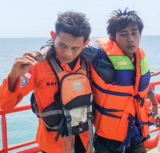 Kapal LCT Ronnysa Karam di Perairan Raja Ampat, 9 Orang  Ditemukan Selamat, 1 Korban Masih Hilang