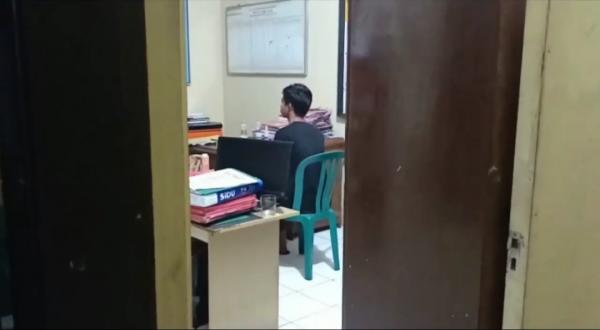 Kesal Sering Dinasihati, Keponakan Justru Tusuk Paman dengan Pisau