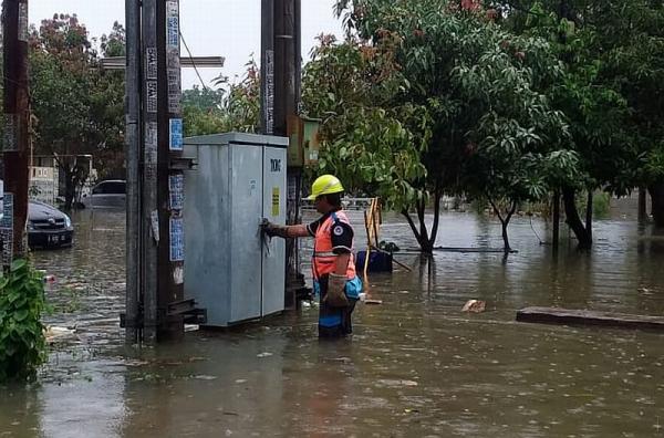 Tips dari PLN Terkait Penanganan Bahaya Listrik saat Banjir