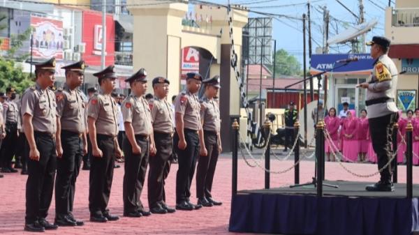 Awal Tahun 2023 Sebanyak 47 Personel Polisi dan Brimob di Lutra Naik Pangkat