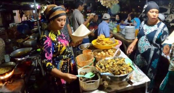 Bikin Ketagihan, Mencoba Nikmatnya Nasi Jagung Babat Pegirian Ampel Surabaya
