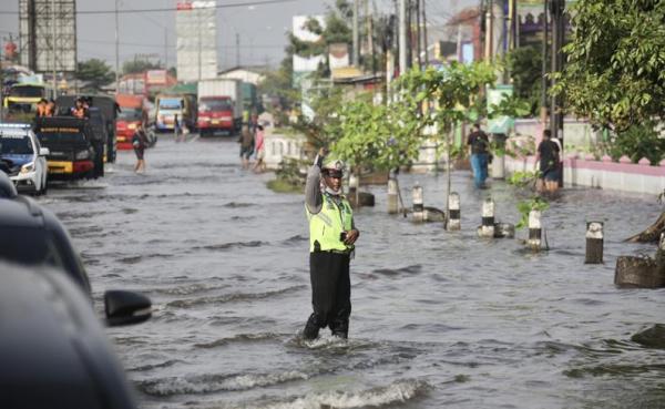 Kapolda Jateng Bakal Alihkan Hujan Gunakan Pesawat