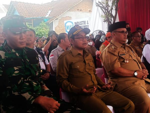 Ketua DPRD Minta Pemkab Probolinggo, Penuhi Kebutuhan Air Bersih Warga Gili Ketapang