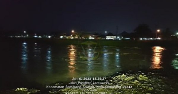 Siaga! Debit Air di BKT Semarang Setinggi Tanggul, Alarm Banjir Dibunyikan