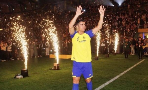 Cristiano Ronaldo Belum Bisa Debut Untuk Al Nassr Karena Masih Ada Sanksi!