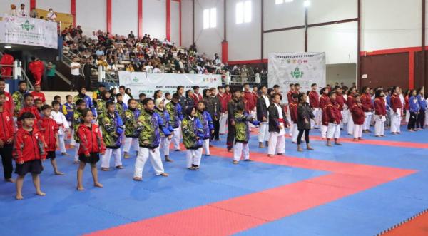 Ratusan Atlet Adu Ketangkasan di Festival Karate Bupati Kuningan Cup