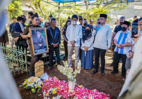 Wali Kota Bergetar saat Bacakan Pesan Kajari Kota Bogor sebelum Wafat