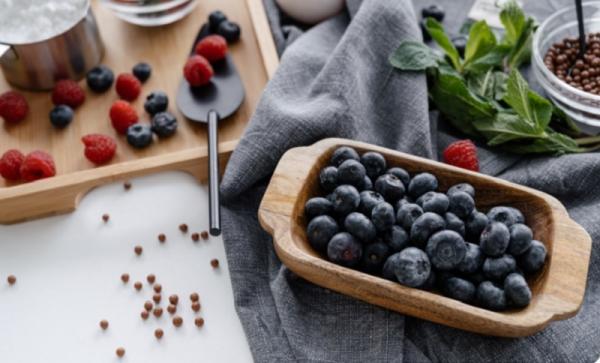 7 Deretan Manfaat Buah Berry Hitam Bagi Kesehatan Tubuh, Salah Satunya Melawan Kanker