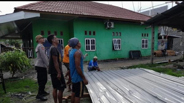 Rumah dan Kubah Masjid di Desa Balo-Balo Lutim Rusak Dihantam Angin Ribut