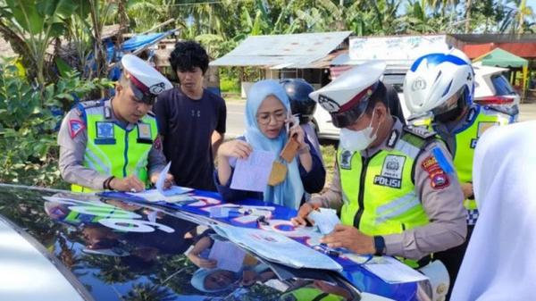Marak Pelanggaran, Polrestabes Semarang Kembali Berlakukan Tilang Manual