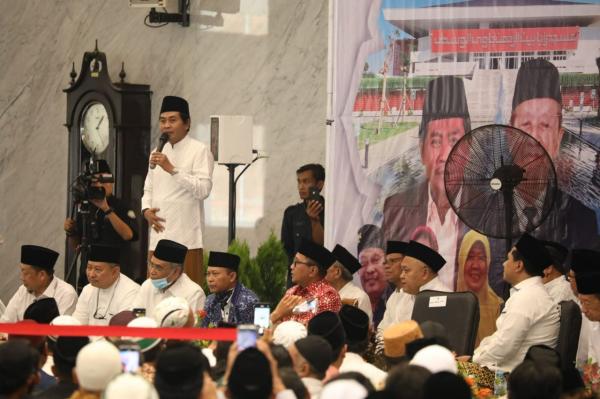 Ingin Umat Hidup Bahagia, Kiai Anwar Zahid: Bahagia Hukumnya Wajib, Sedih Dosa!