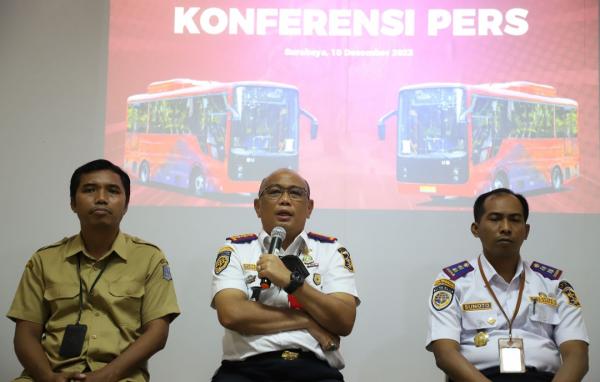 Kontrak Belum Jelas, Bus Listrik Bekas G20 di Surabaya Berhenti Beroperasi