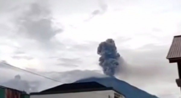 Gunung Kerinci Erupsi, Kolom Abu Mencapai 1.200 Meter