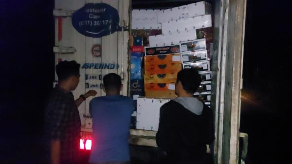 Angkut Satu Ton Solar Bersubsidi, Sopir Truk JNE Ditangkap Satreskrim Polres Bangka Barat