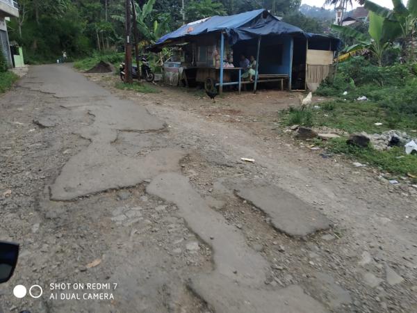 Jalan Dago Giri-Lembang Sepanjang 7 KM Kondisinya Rusak, Ini Keluhan Masyarakat