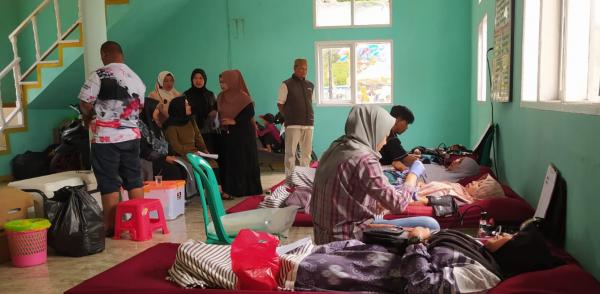 Tabligh Akbar dan Donor Darah Warnai HUT ke-12 Desa Karamatwangi Cikajang