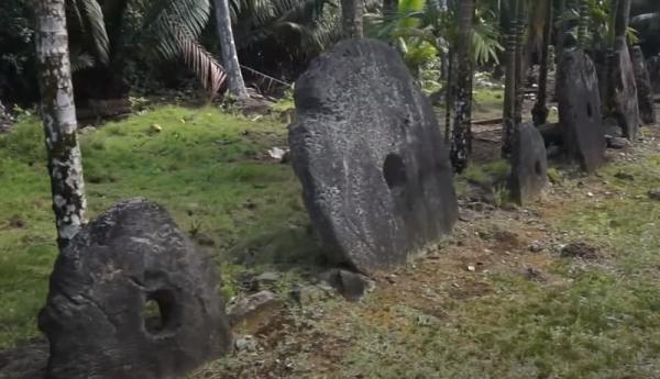 Mengintip Hal Unik di Pulau Yap, Warga Gunakan Batu Seberat 8 Ton sebagai Mata Uang