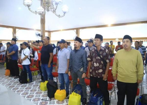 Ratusan Kepala Desa di Probolinggo Ramai-Ramai Berangkat ke Jakarta untuk Aksi Damai