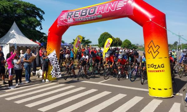 250 Pebalap Ramaikan Event Balap Sepeda Reboan Pakansari Series 15 di Cibinong Kabupaten Bogor
