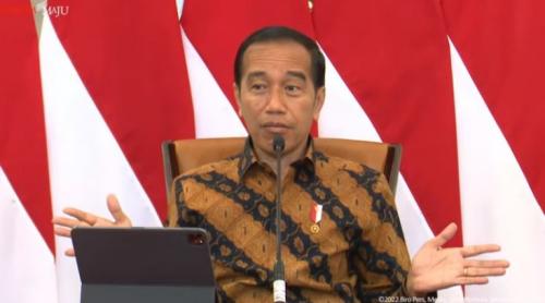 Jokowi Beri Peringatan : Bulog Segera Kendalikan Harga Beras di 79 Daerah !
