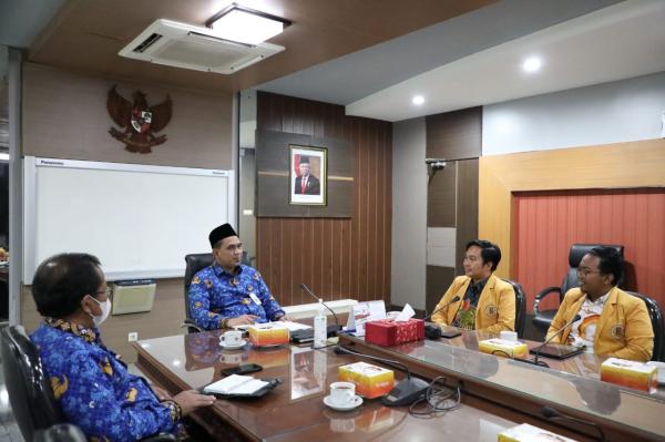 Bertemu Pelajar Muhammadiyah, Taj Yasin Ajak Kolaborasi Cegah Pernikahan Dini dan Stunting 