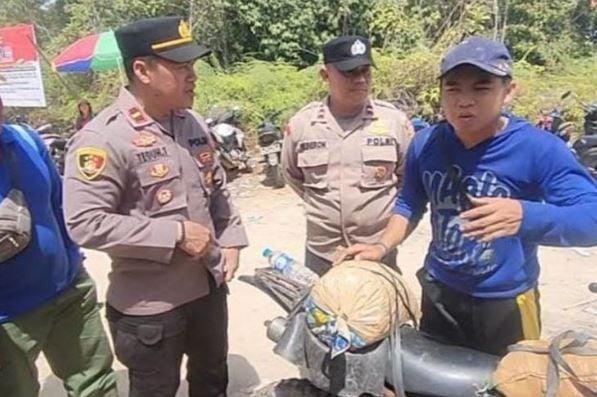 Viral Penemuan Emas Di Gunung Mas Bikin Warga Berbondong-bondong Datang ...