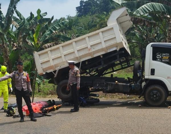 Kecelakaan Dump Truk vs Motor di Luwu Timur, 1 Orang Tewas di Tempat