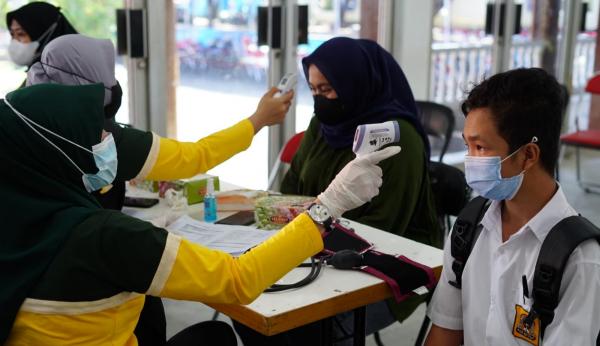 Pemerintah Pusat Cabut Masa PPKM, Bupati Garut Anjurkan Warga Tetap Laksanakan Vaksinasi Lengkap