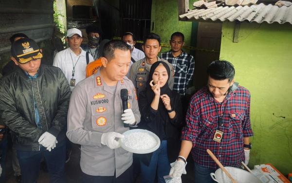 Polisi Berhasil Gerebek Pabrik Sabu Rumahan di Kabupaten Bandung