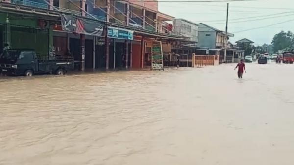 Puluhan KK Terdampak Banjir di Bangka Barat, Air Mulai Berangsur Surut