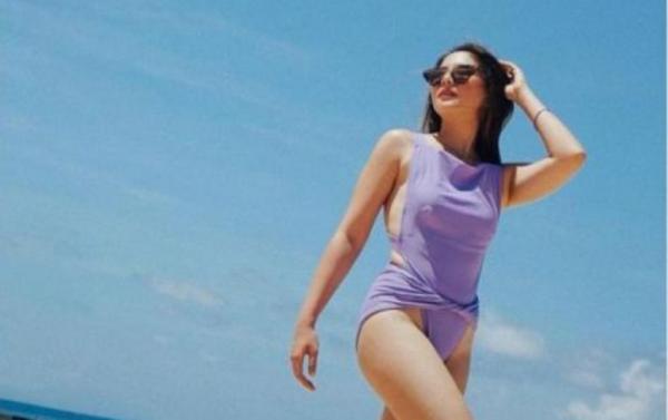 Potret Seksi Jessica Mila Di Kolam Renang Netizen Mana Tahan