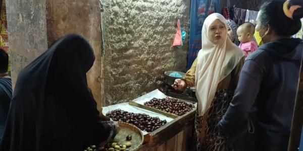 Harga Jengkol di Pandeglang  Melambung Tinggi Kalahkan Daging Ayam