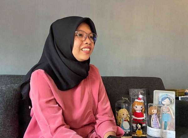 Inspirasi Kisah Penjual Boneka Rajut Asal Tapos, Depok Yang Go International
