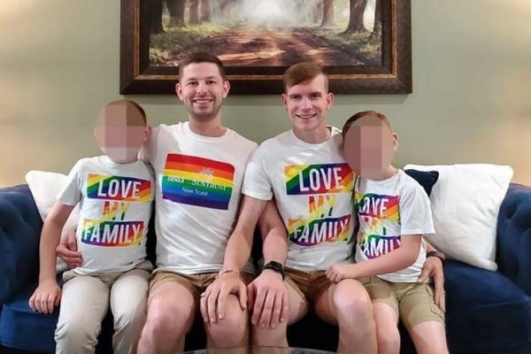 Kejamnya Pasangan Gay Ini, Adopsi 2 Anak Lelaki untuk Pemuas Nafsu
