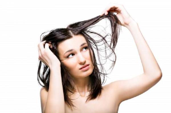 Simak 6 Tips Atasi Rambut Berminyak