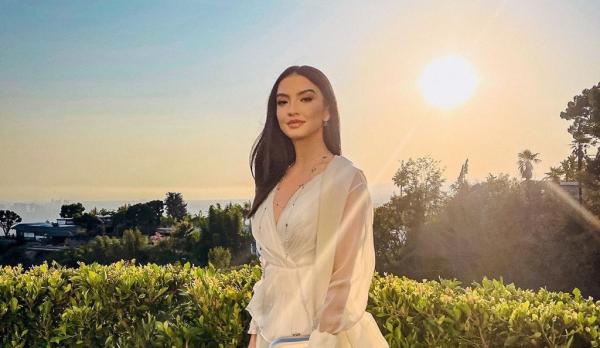 Cadas! Raline Shah Ternyata Bisa Terbangkan Pesawat