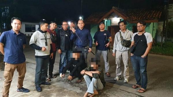 Polisi Amankan Dua Pemuda Membawa Pedang di Bogor Saat Berpatroli