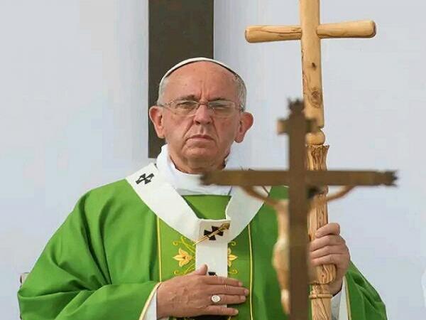 Paus Fransiskus Tulis Surat Klarifikasi yang Sebut Menjadi Homoseksual Bukanlah Kejahatan