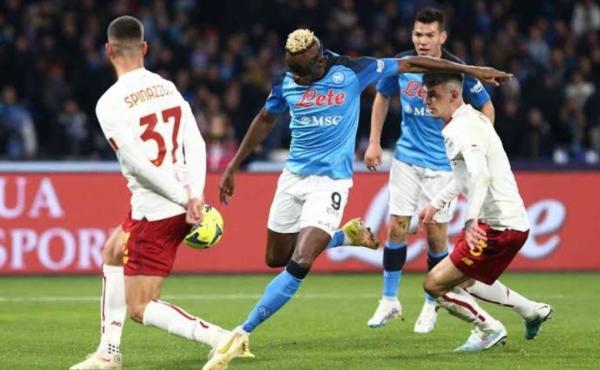 Bekuk Srigala Roma, Napoli Nyaman di Puncak Klasemen Serie A Italia