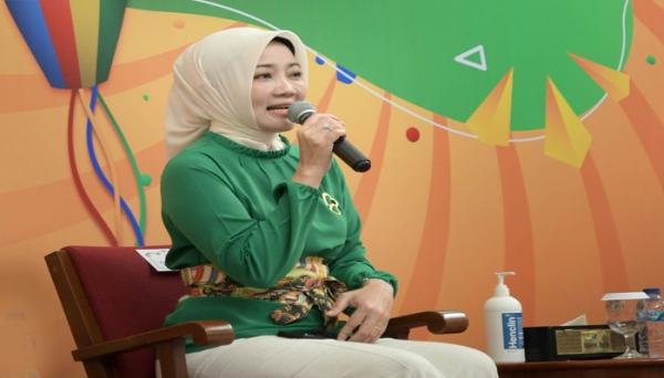 Atalia Ditugaskan Golkar Maju di Pilwalkot Bandung, Ridwan Kamil: Diputuskan Februari