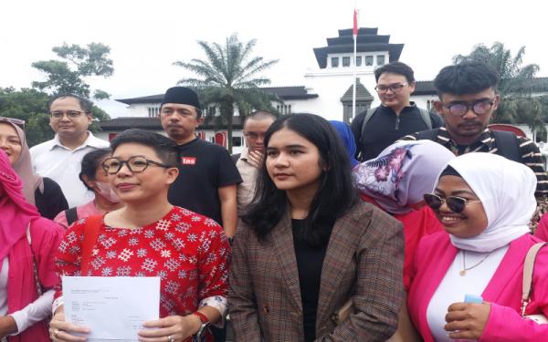 Tolak Digusur, Ortu Siswa SDN Pondok Cina Layangkan Banding Administrasi ke Ridwan Kamil