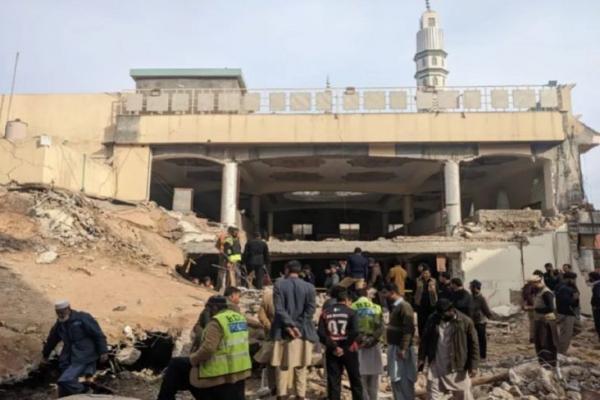 Ngeri! Ratusan Orang Tewas dalam Bom Masjid di Pakistan