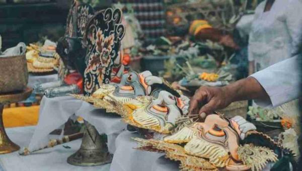 Filosofi dan Makna Melaspas, Tradisi Ritual di Bali yang Masih Dilestarikan untuk Kebaikan 