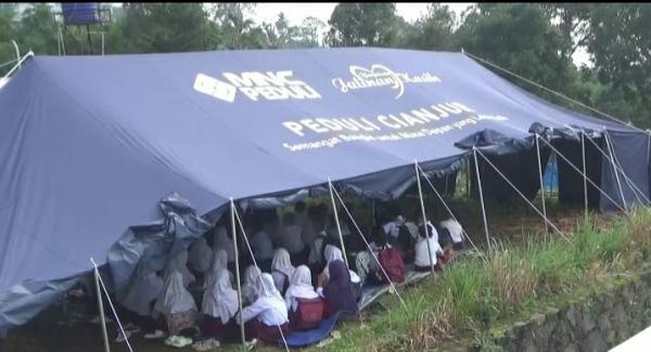Tenda MNC Peduli Bantu Proses Belajar Siswa SDN Cimanahayu Cianjur, Begini Tampilannya