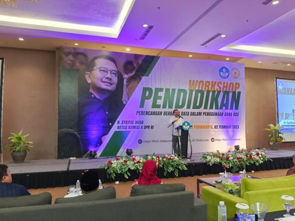 Ketua Komisi X DPR RI Dorong Wajar Dikdas di Indonesia Jadi 13 Tahun