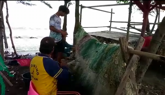 Cuaca Ekstrem Masih Menghantui Laut Pemalang, Nelayan Tidak Melaut, Berharap Bantuan Pemerintah