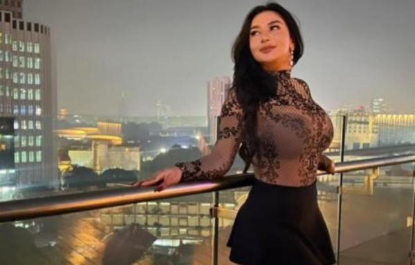 Seksinya Siva Aprilia Pakai Baju Jaring hingga Menerawang, Netizen: Bohay Banget