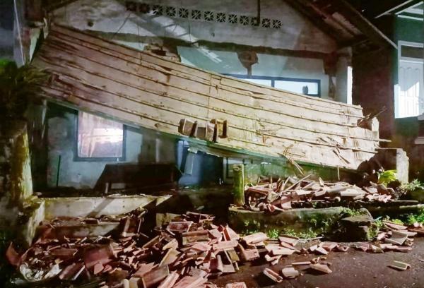 Puluhan Rumah Rusak Akibat Gempa M4,3 di Garut