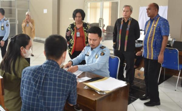 Pelayanan Paspor Jempolan Bajo Diapresiasi Masyarakat Kabupaten Ngada