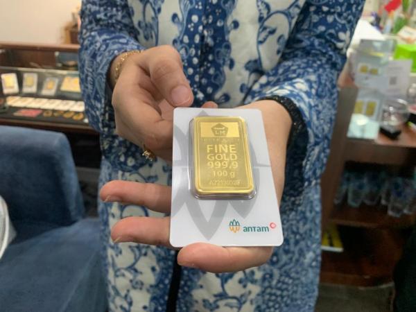 Harga Emas Antam Terjun Bebas, Berikut Rinciannya di Emas Butik Medan